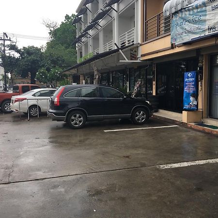 ホテル Baanlansa Bed&Bar チエンマイ エクステリア 写真
