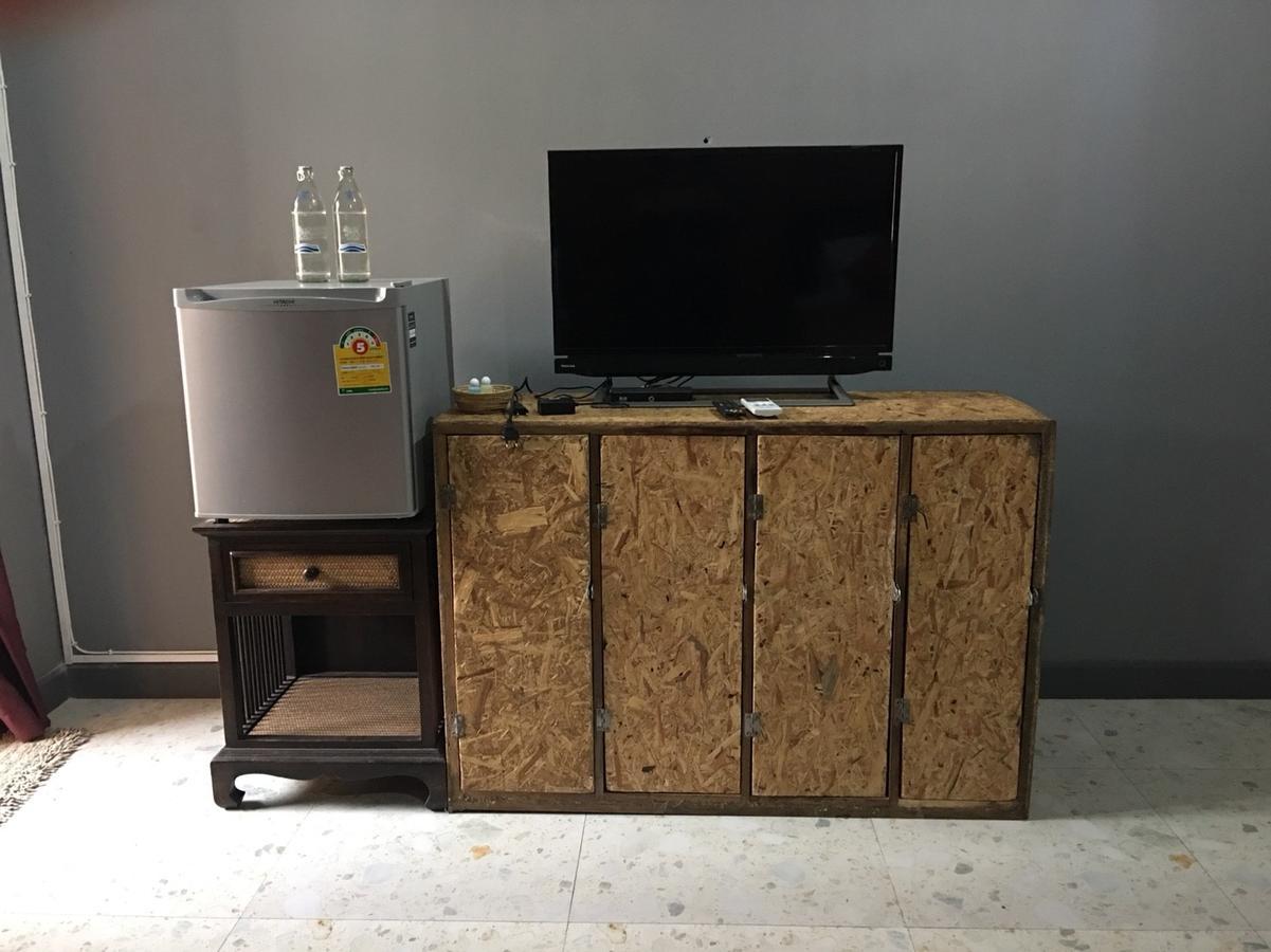ホテル Baanlansa Bed&Bar チエンマイ エクステリア 写真